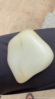 新疆和田玉籽料原石,192.3克,白度黄白种暖白色,独籽无修型,牌子料